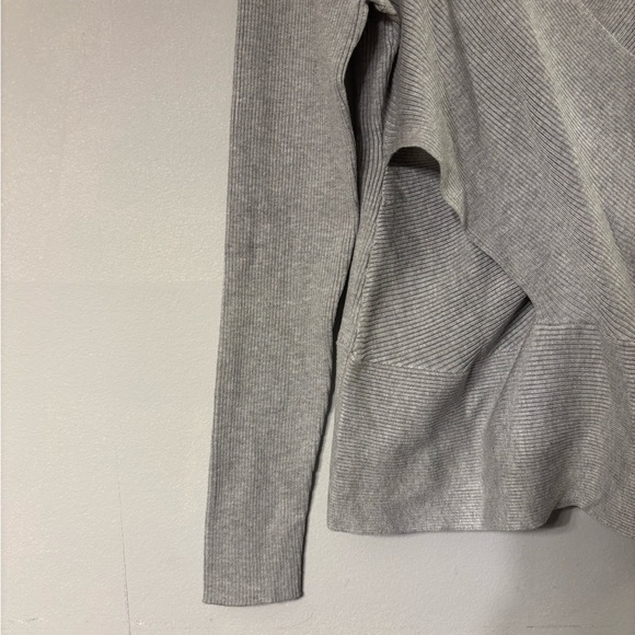 INC International Concepts Gray Long Sleeve Top - Picture 4 of 5